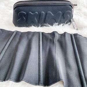Skims Black Size Large / Medium NWT Waist Trainer